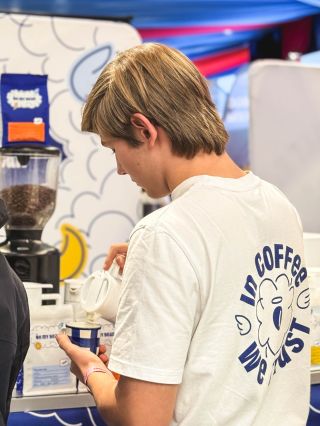 Nebeská káva na výletě na @prague_coffee_festival. 💃🏼 💙 Jaké to bylo? No přece boží! Děkujeme všem, kteří nás navštívili....